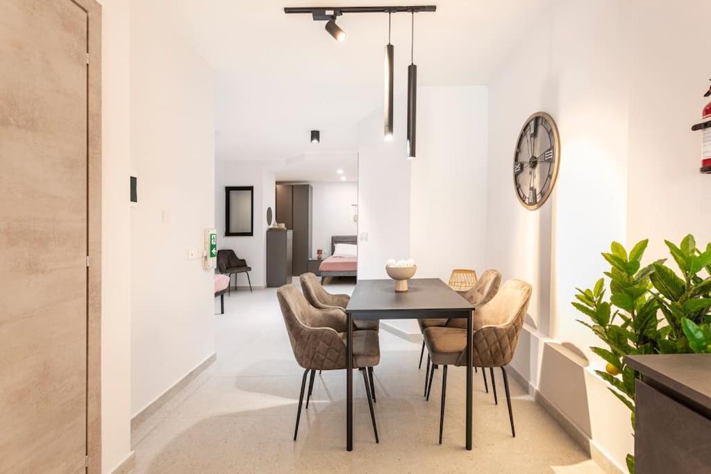 Sliema Boutique Apartments By Holi Rum bild